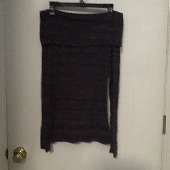 Fold over Off the shoulder Sweater - Picture 3 of 8